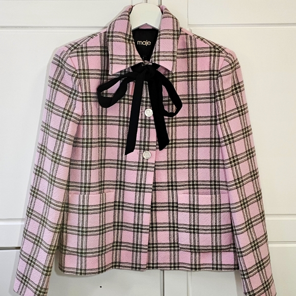 Checked Jacket With Contrasting Necktie In Pink - Picture 3 of 3